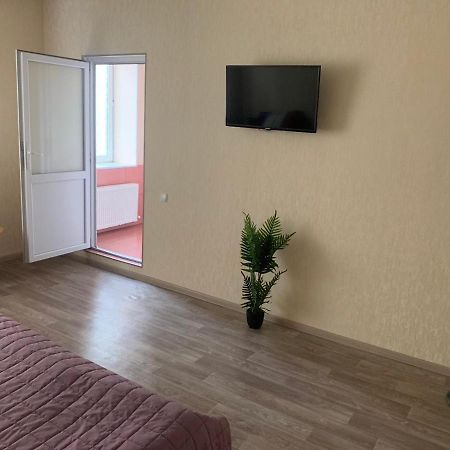 Apartment On Mira Avenue อิซมาอิล ภายนอก รูปภาพ