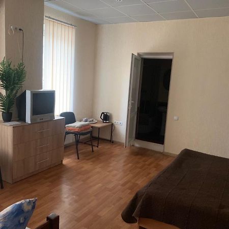 Apartment On Mira Avenue อิซมาอิล ภายนอก รูปภาพ
