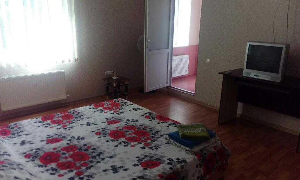 Apartment On Mira Avenue อิซมาอิล ภายนอก รูปภาพ